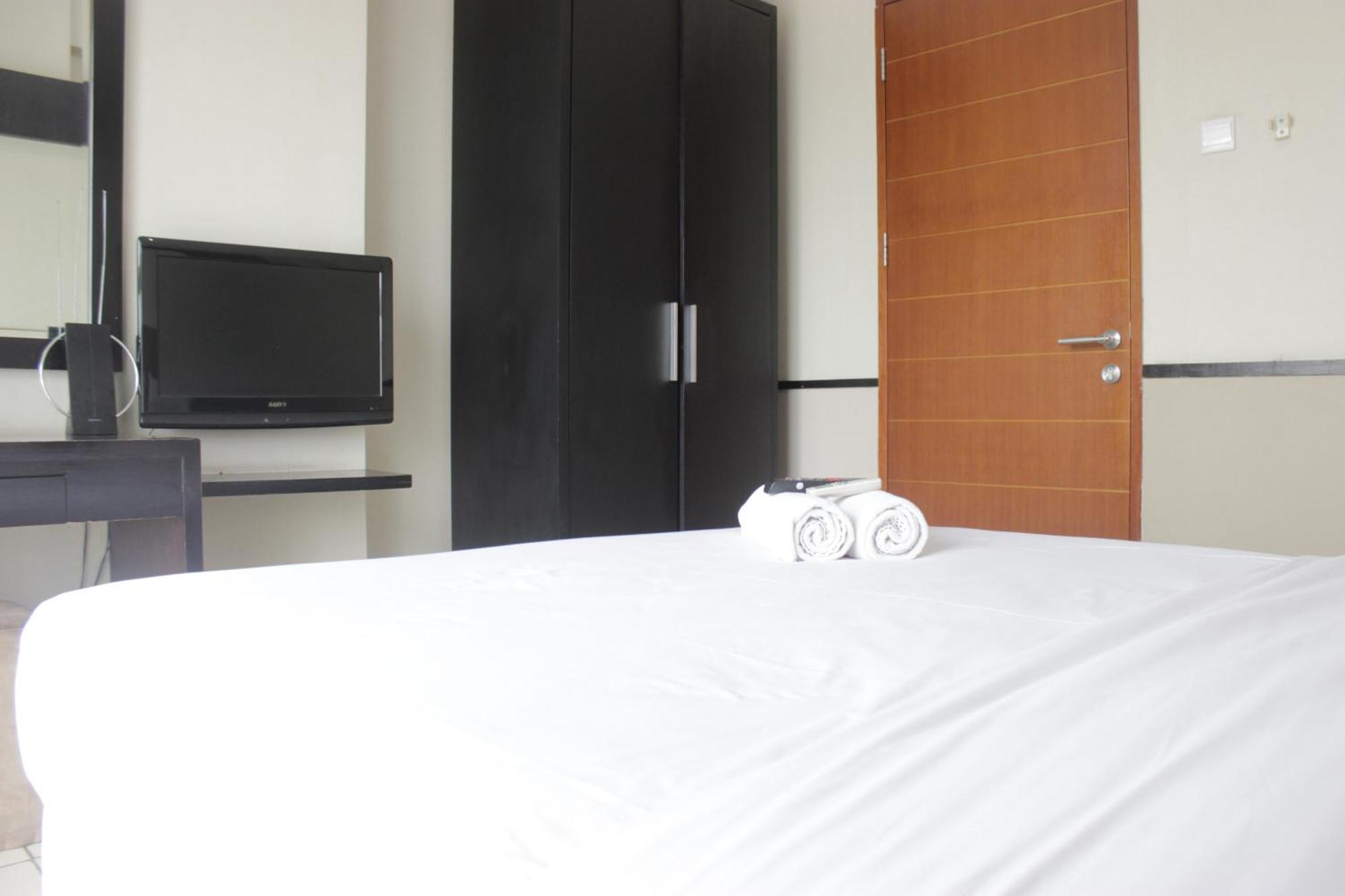 Spacious 1br With Great View Marbella Dago Pakar By Travelio Apartemen Bandung