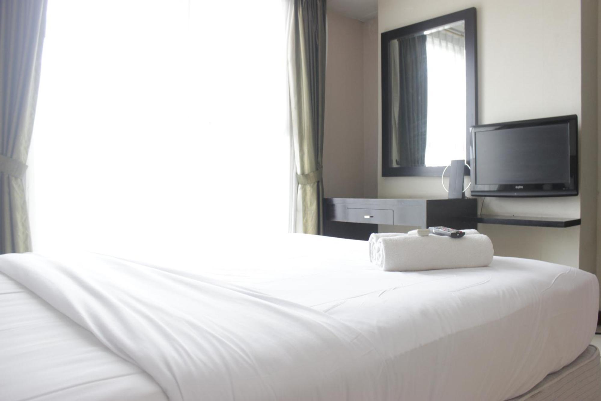 Spacious 1br With Great View Marbella Dago Pakar By Travelio Apartemen Bandung